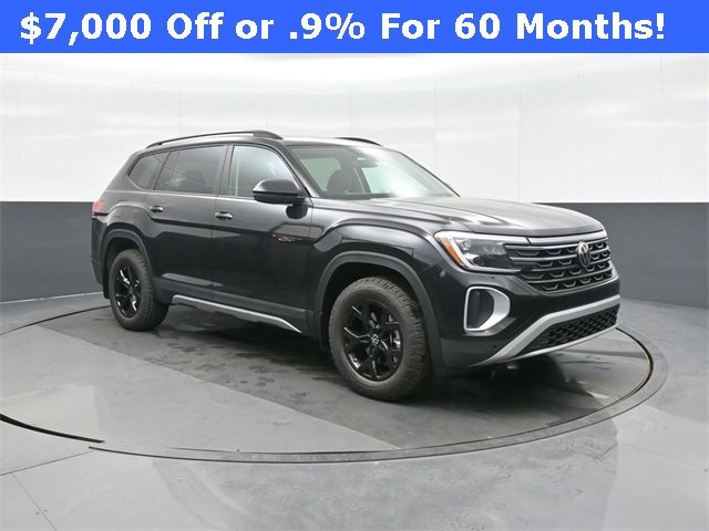 New 2026 Volkswagen Atlas Peak Edition