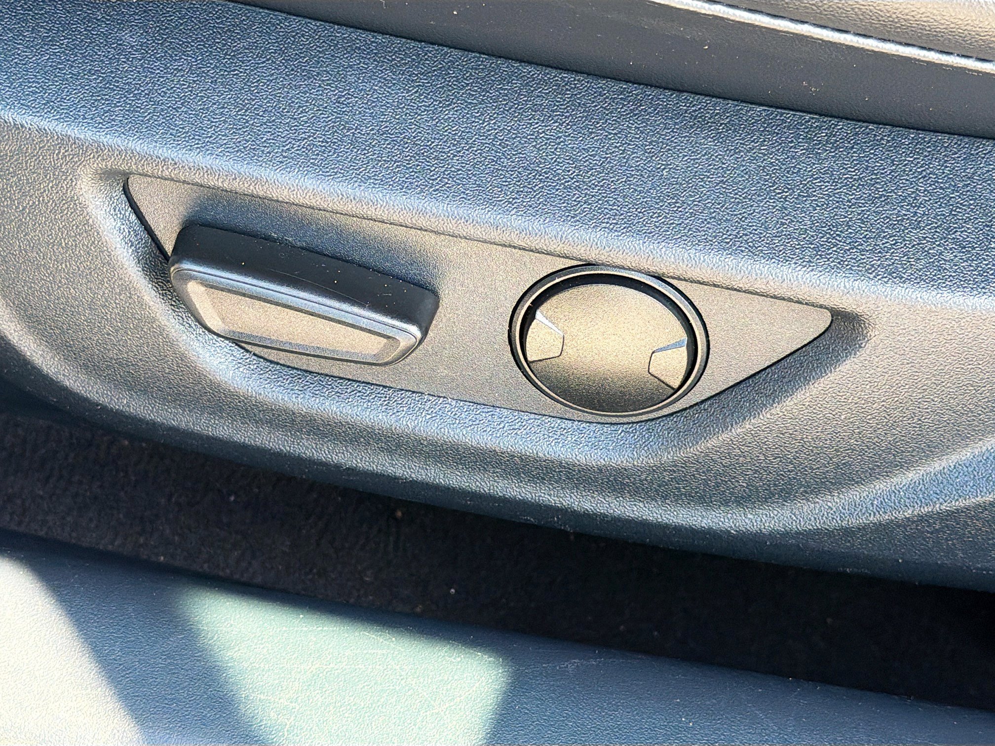 Used 2024 Ford Mustang Premium RWD image 23
