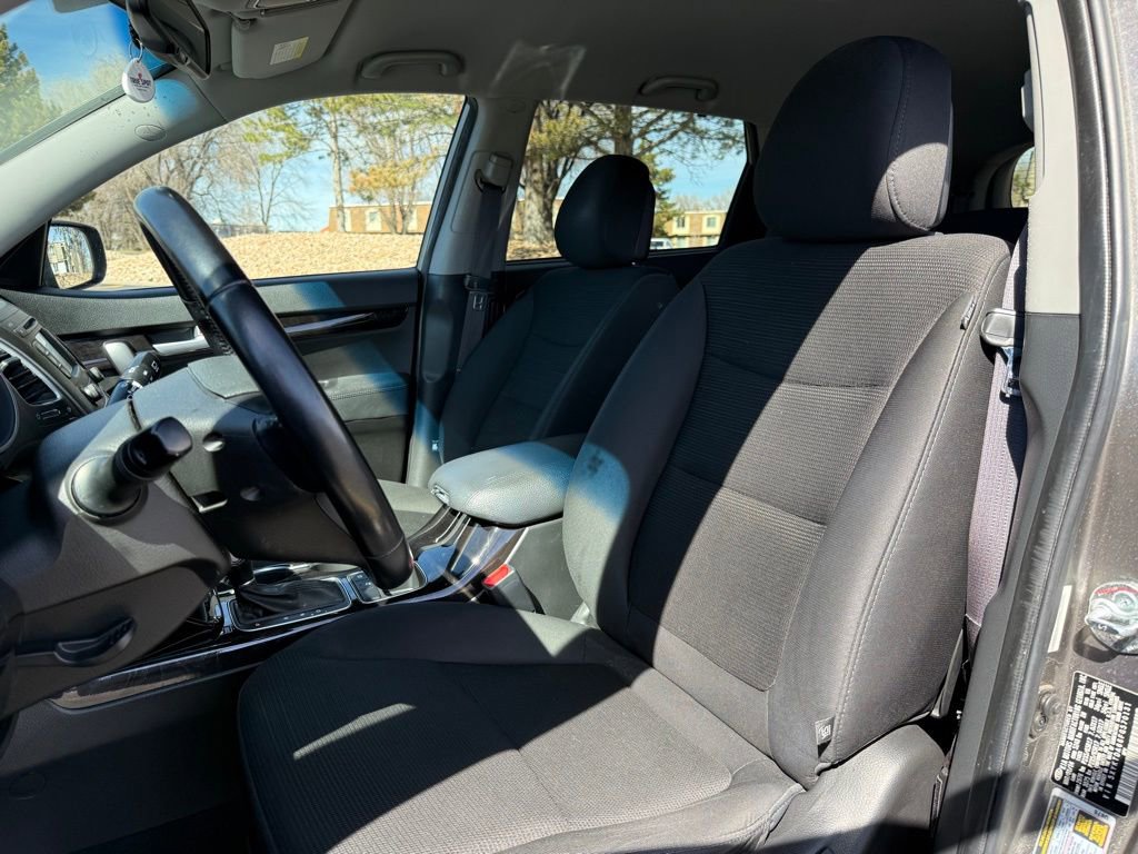 Used 2015 Kia Sorento LX image 14