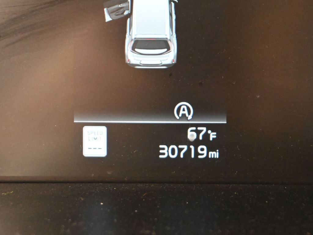 Used 2025 Kia Soul LX w/ LX Technology Package image 34