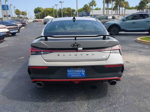 Certified 2025 Hyundai Elantra N FWD image 4