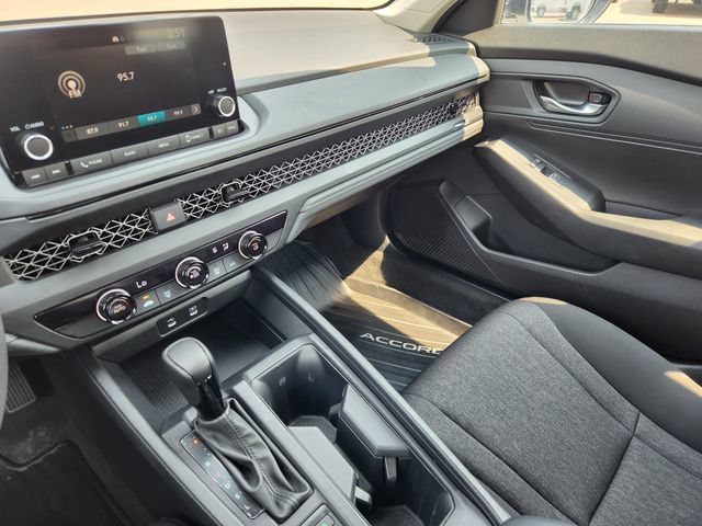 Used 2023 Honda Accord LX image 24