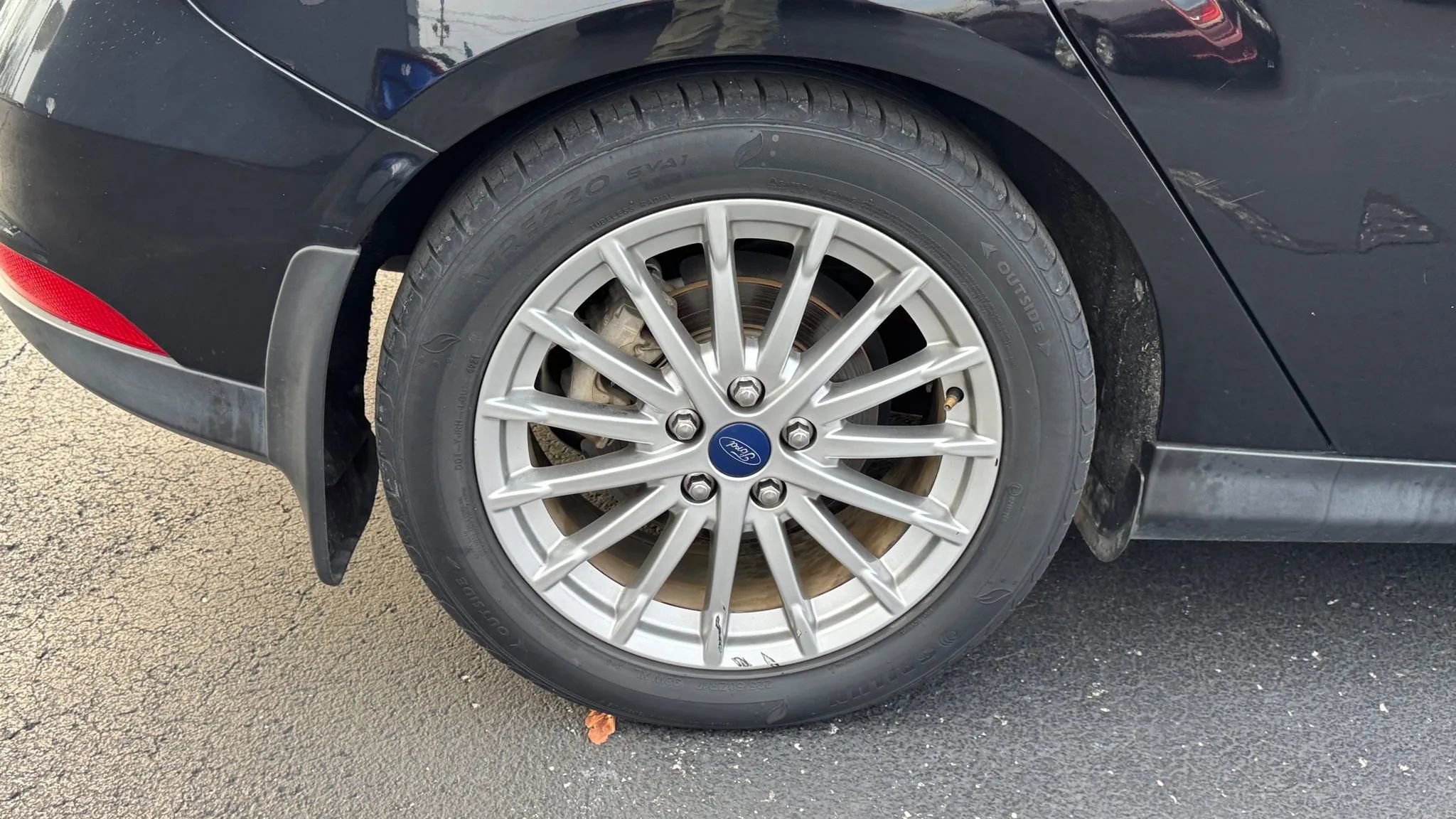 Used 2016 Ford Focus Electric Hatchback w/ Exterior Protection Package image 36