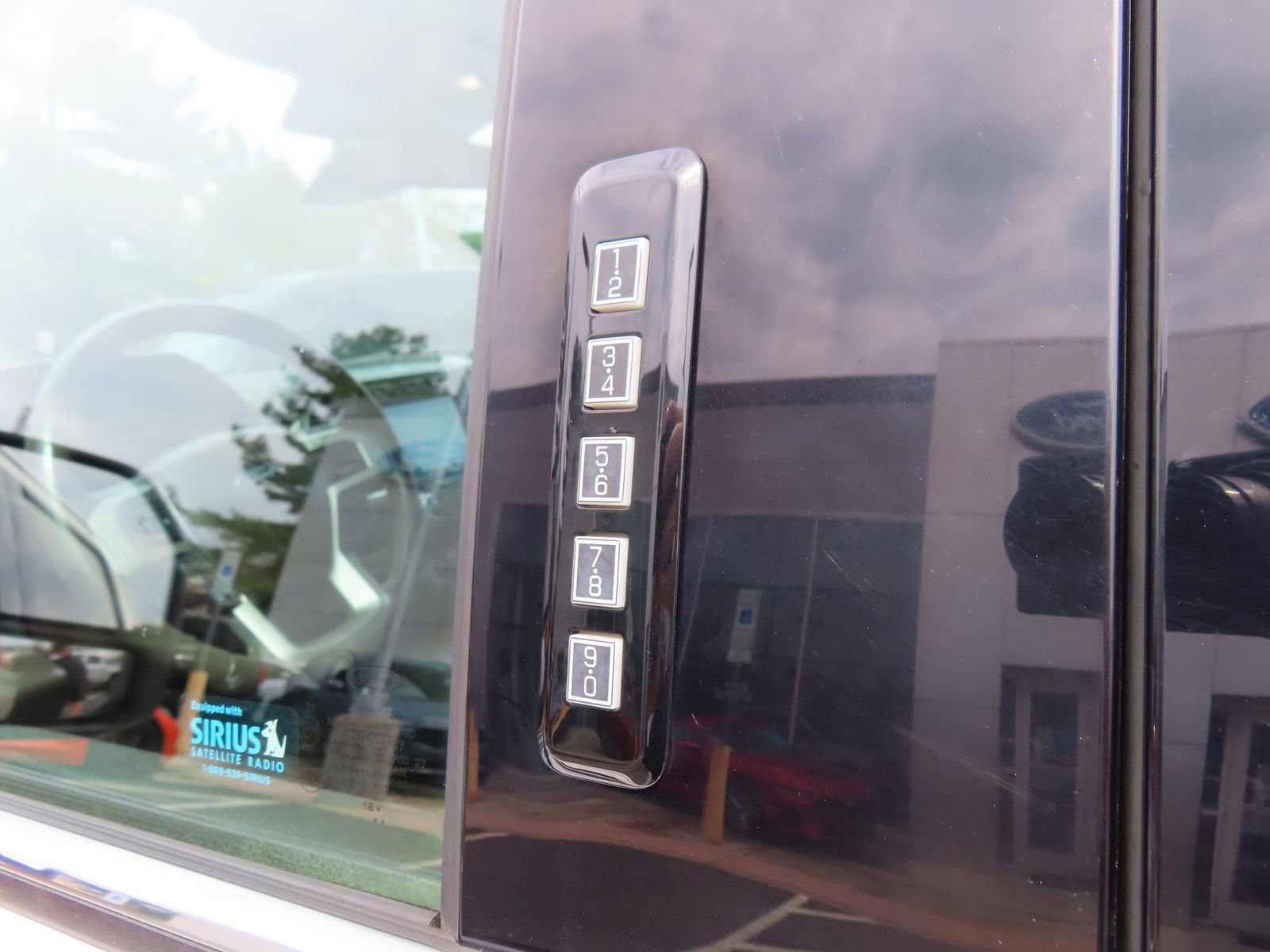 Used 2017 Ford F250 King Ranch w/ King Ranch Ultimate Package image 10