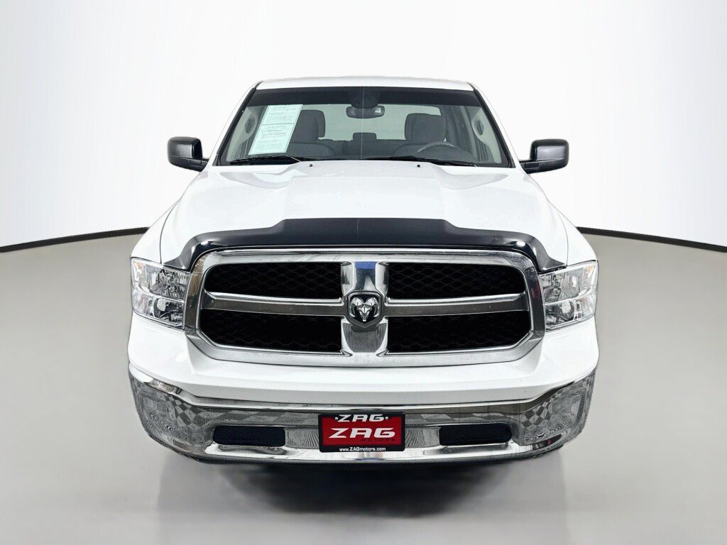 Used 2023 RAM 1500 Classic SLT AWD/4WD image 8