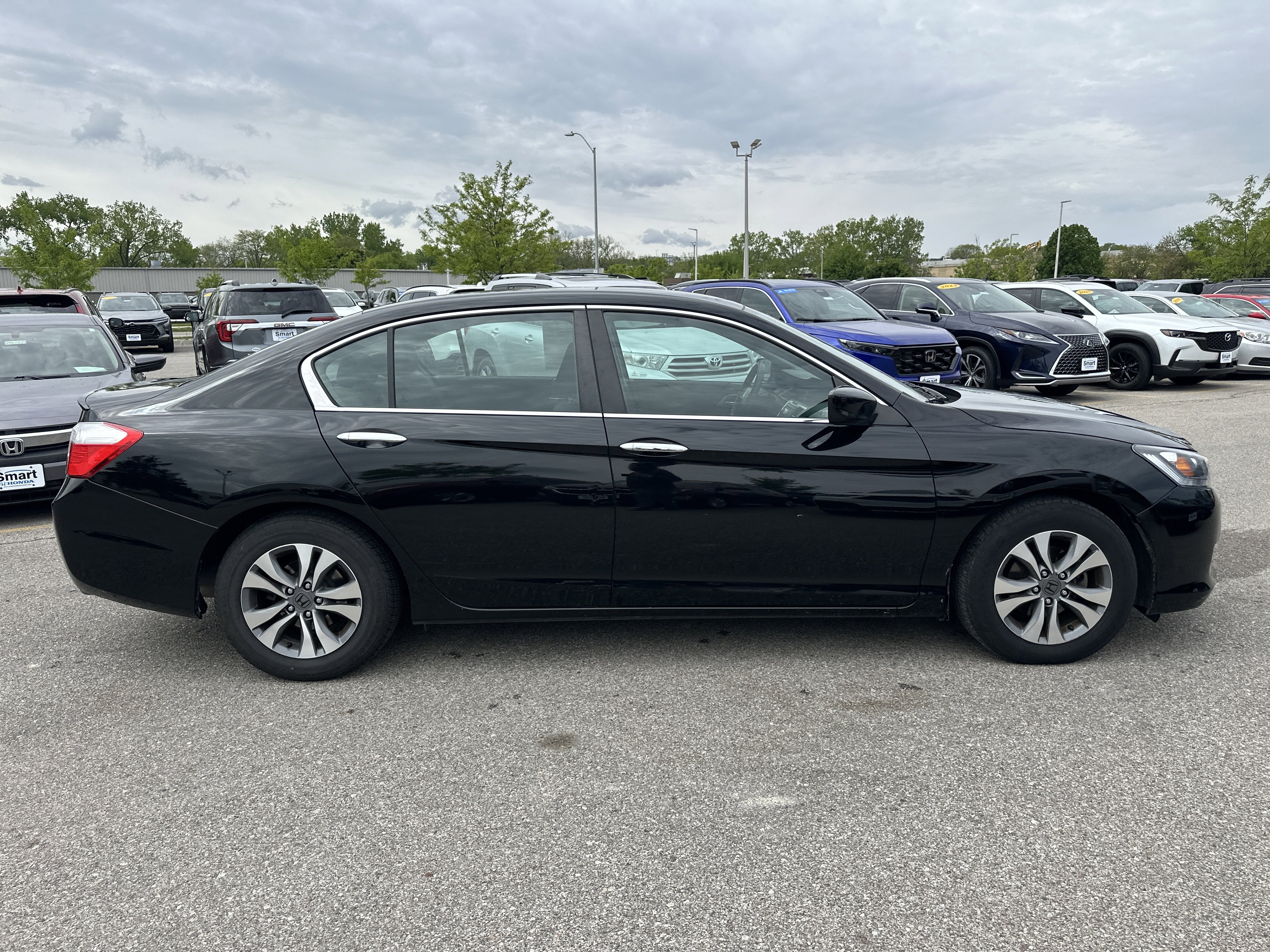 Used 2015 Honda Accord LX image 3