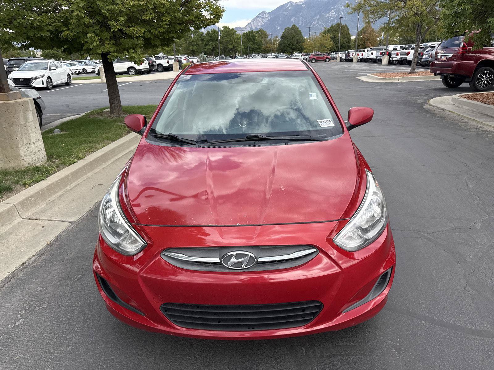 Used 2017 Hyundai Accent SE FWD image 2