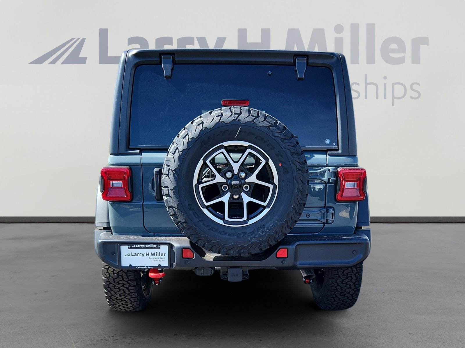 New 2025 Jeep Wrangler Unlimited Rubicon w/ Technology Group image 4