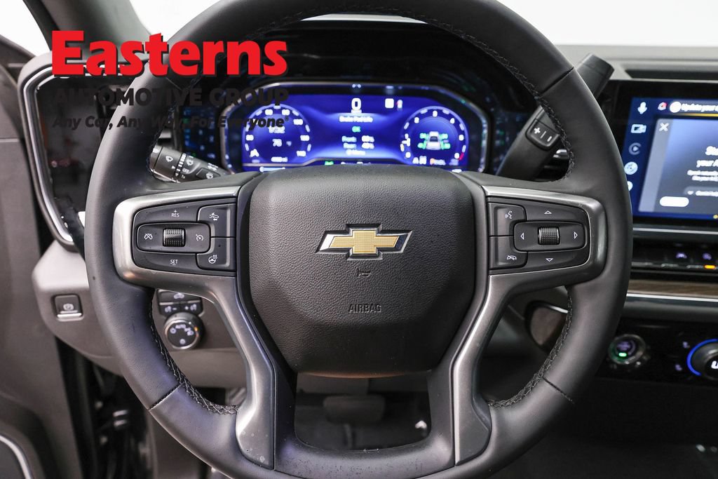 Used 2023 Chevrolet Silverado 1500 LT AWD/4WD image 10