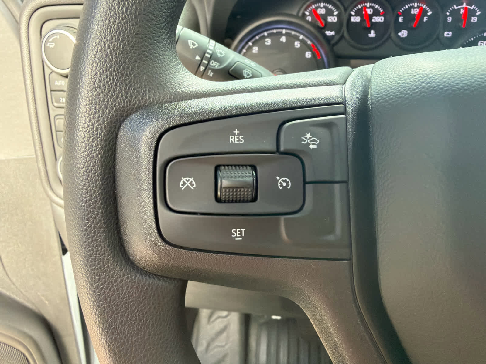 Used 2025 Chevrolet Silverado 1500 W/T w/ WT Value Package AWD/4WD image 16