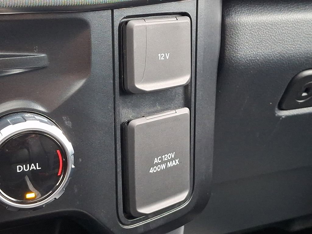 Used 2025 Ford F250 Platinum image 25