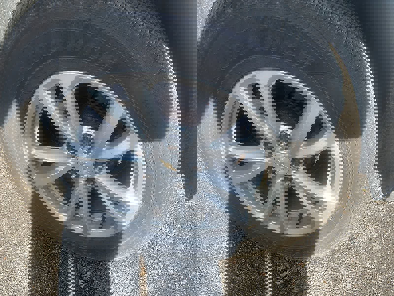 Used 2017 Chevrolet Equinox LT w/ Convenience Package image 20