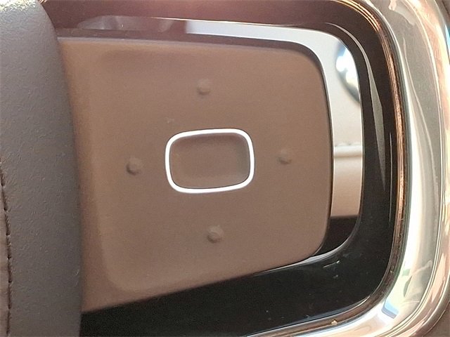 Used 2024 Lincoln Nautilus Reserve image 22