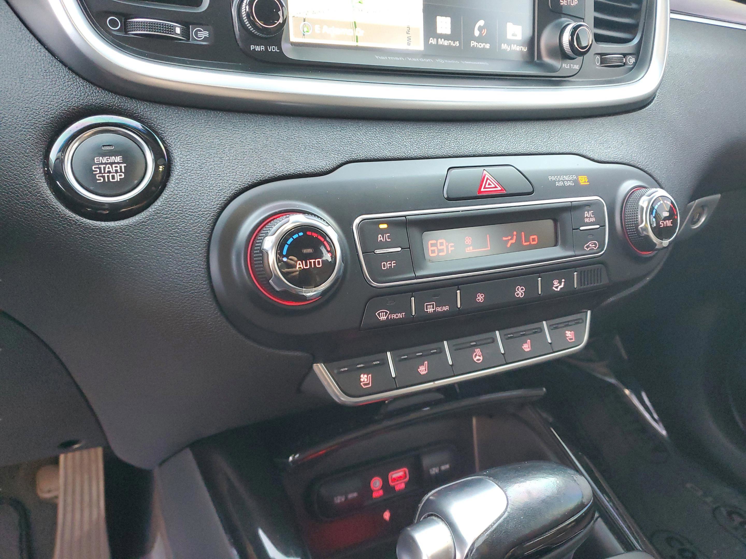 Certified 2019 Kia Sorento SX w/ SX Touring Package FWD image 21