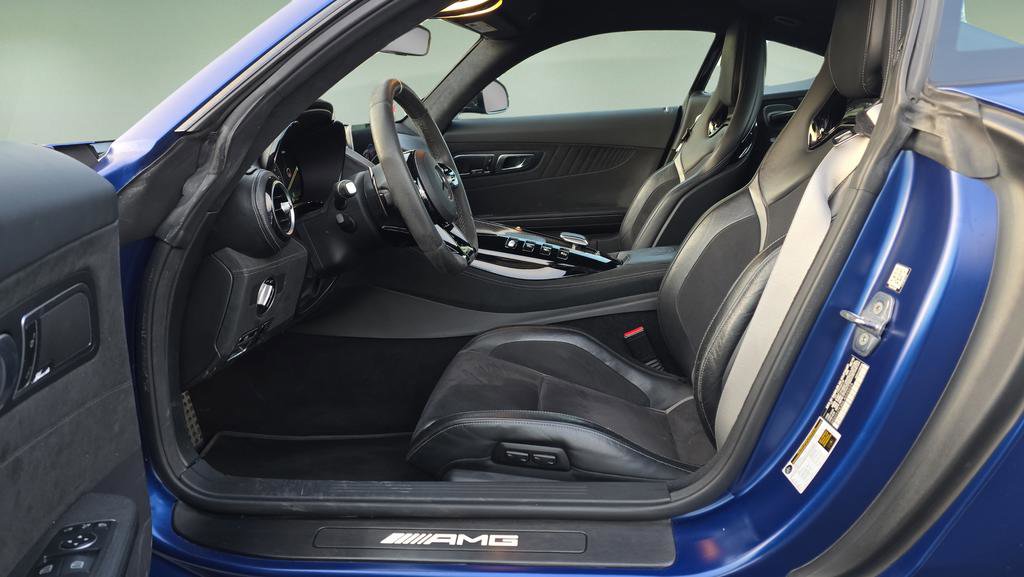 Used 2020 Mercedes-Benz AMG GT R image 21