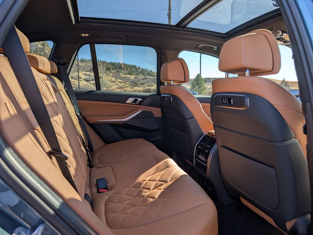 New 2026 BMW X5 xDrive40i w/ Climate Comfort Package image 19