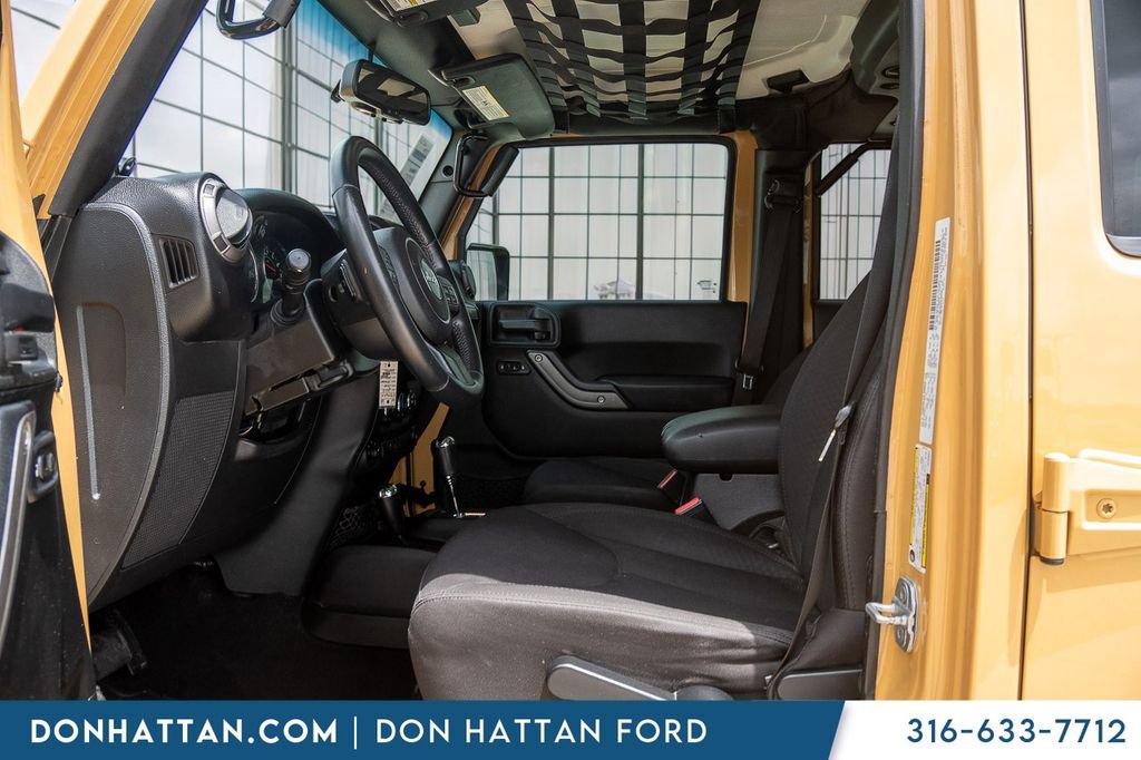 Used 2013 Jeep Wrangler Unlimited Sport AWD/4WD image 3