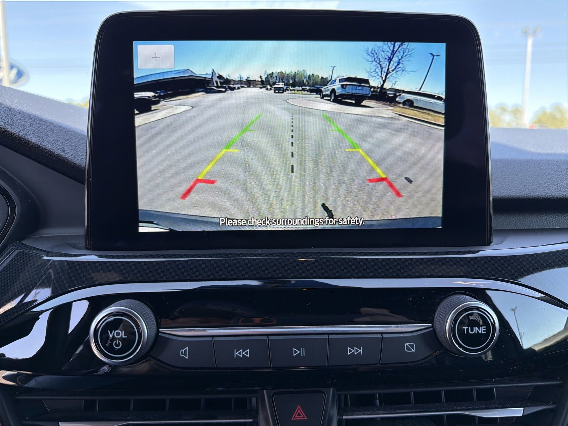 Used 2025 Ford Escape ST-Line w/ Cold Weather Package image 4