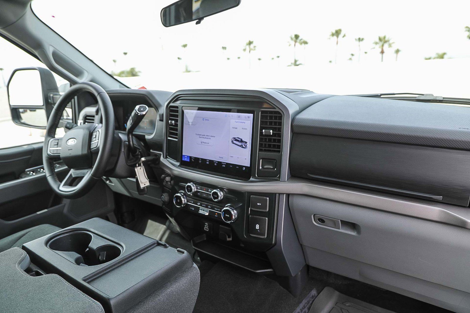 Used 2025 Ford F150 XLT w/ Equipment Group 301A Standard image 12