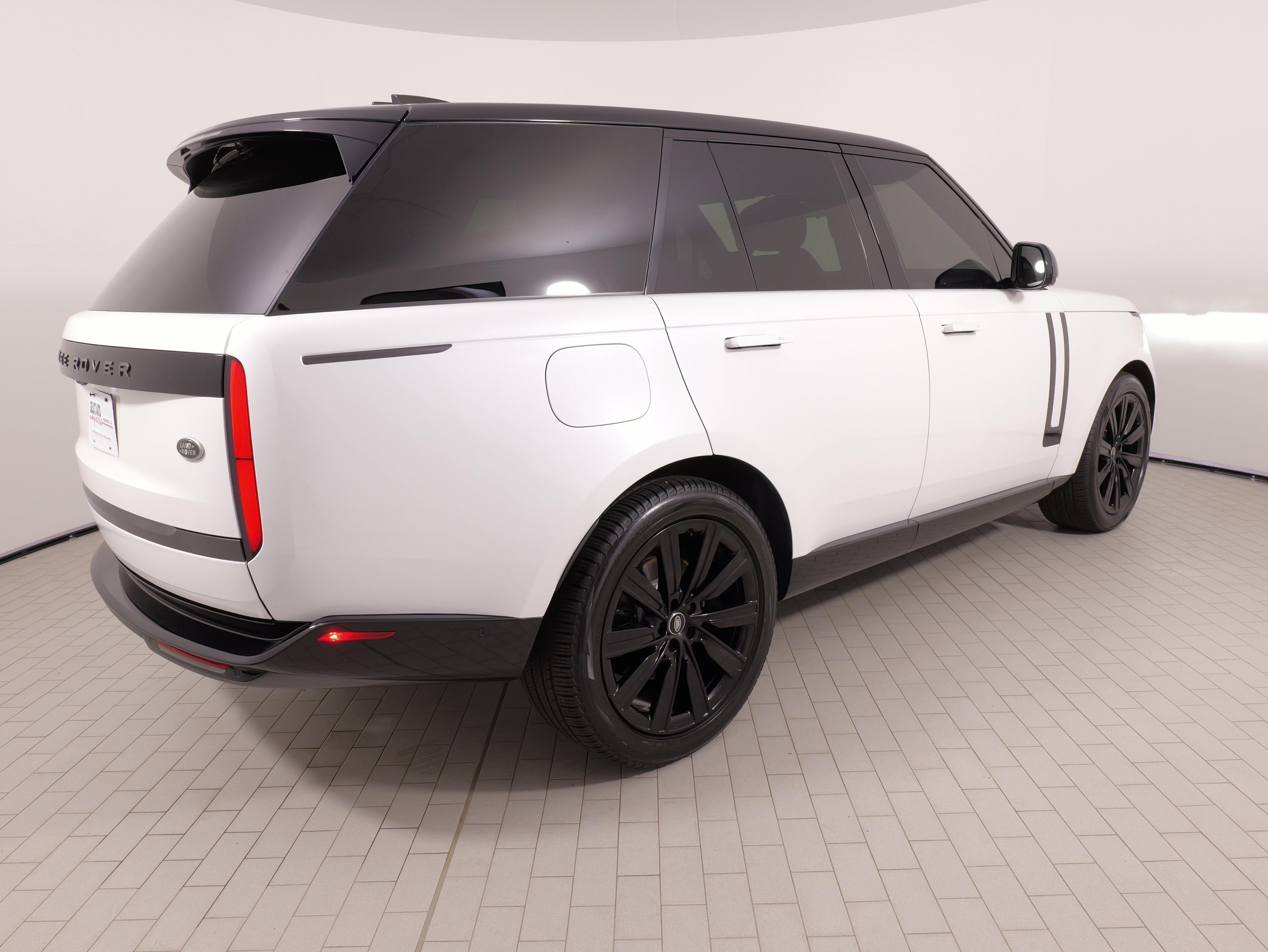 Used 2023 Land Rover Range Rover SE AWD/4WD image 14