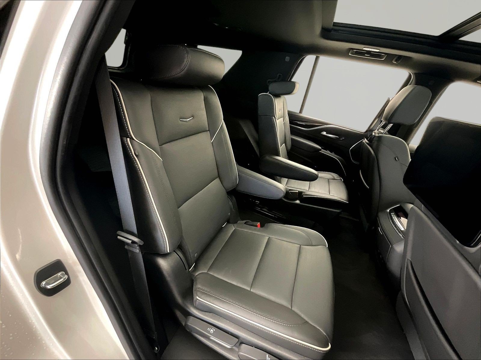 Used 2021 Cadillac Escalade Sport AWD/4WD image 25