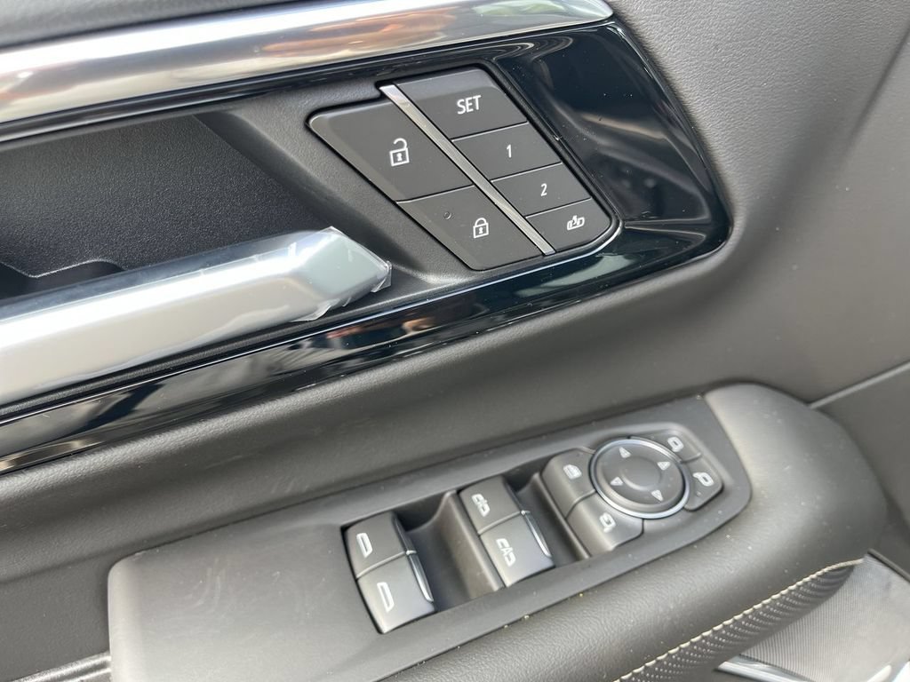 New 2026 Chevrolet Tahoe Premier AWD/4WD image 13