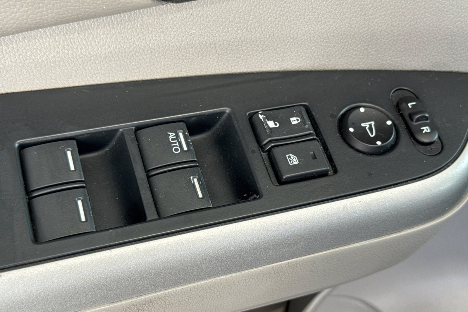 Used 2014 Honda CR-V EX-L image 13