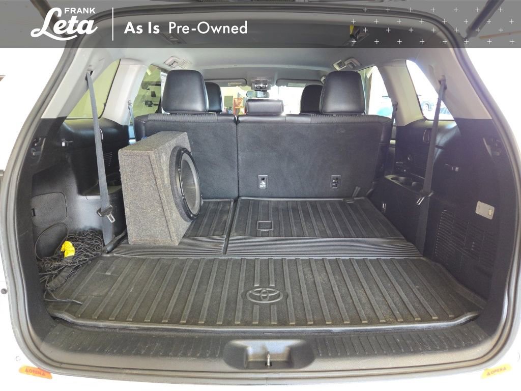 Used 2017 Toyota Highlander Plus AWD/4WD image 23