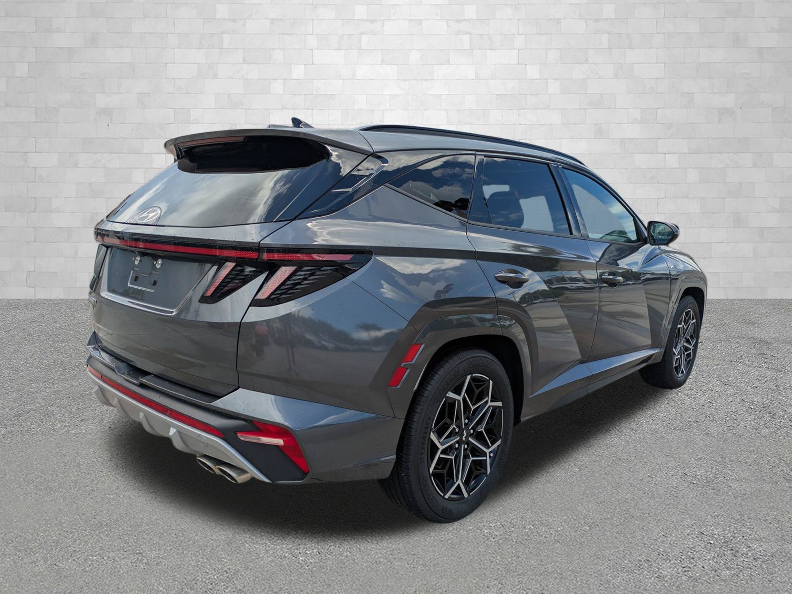 Certified 2022 Hyundai Tucson N Line w/ Cargo Package FWD image 2