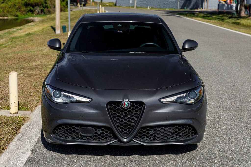 Used 2022 Alfa Romeo Giulia Sprint image 8