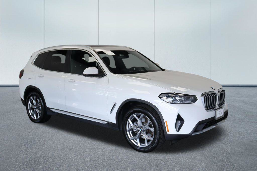 Used 2024 BMW X3 xDrive30i w/ Premium Essential Package AWD/4WD image 10