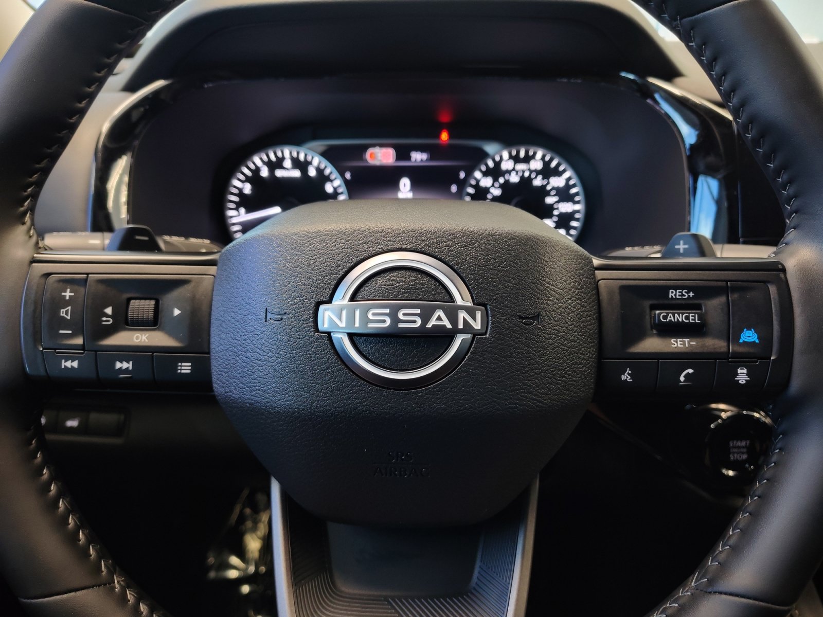 Certified 2026 Nissan Pathfinder SV FWD image 18