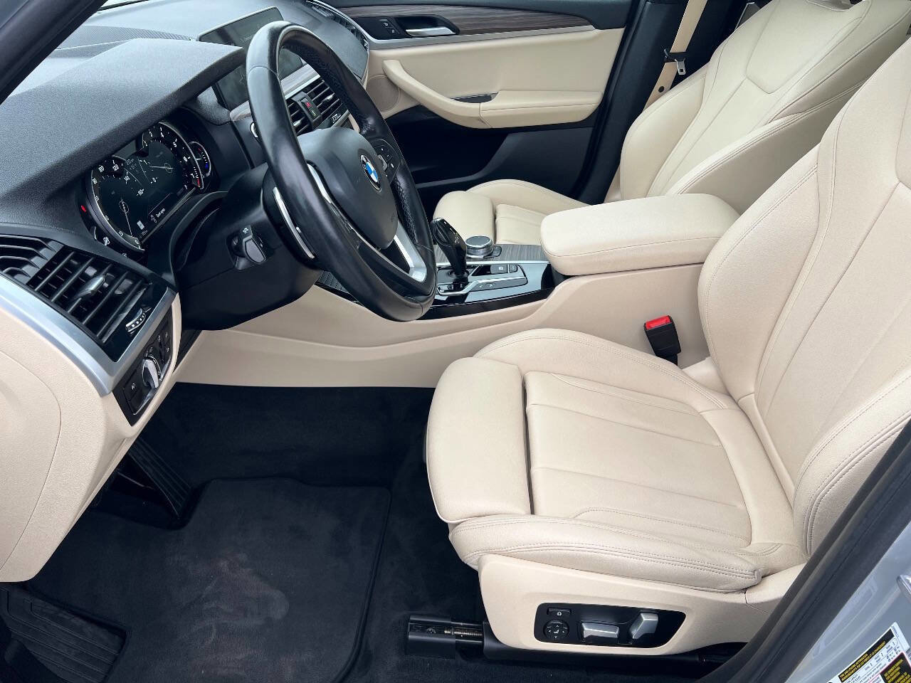 Used 2018 BMW X3 xDrive30i w/ Convenience Package image 18