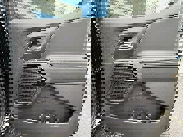 New 2026 Chevrolet Silverado EV LT image 17