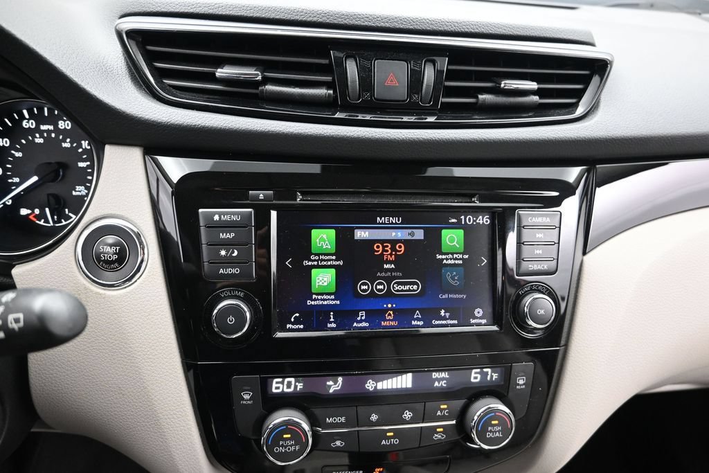 Used 2021 Nissan Rogue Sport SL FWD image 14