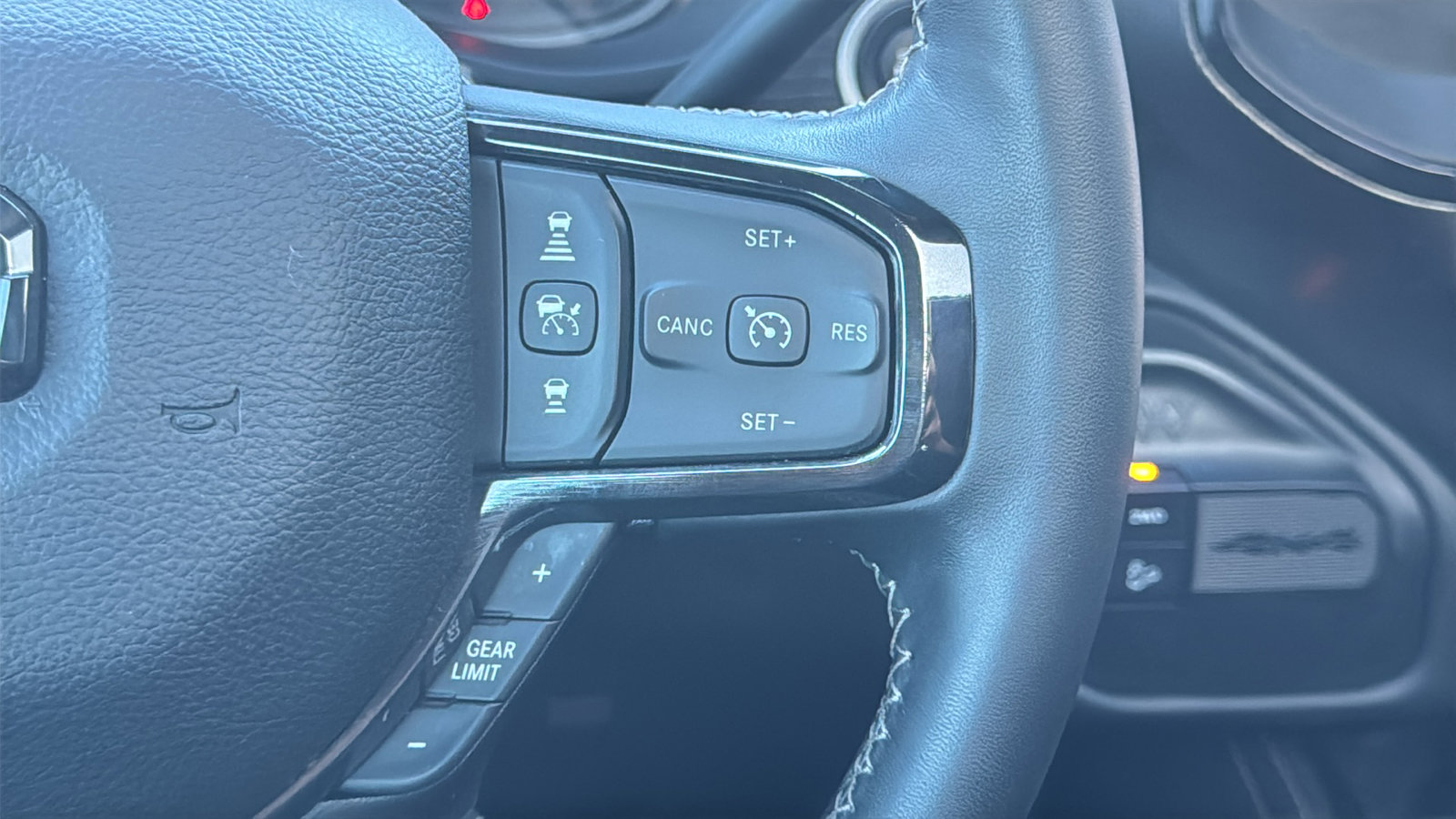 Certified 2024 RAM 2500 Limited image 23