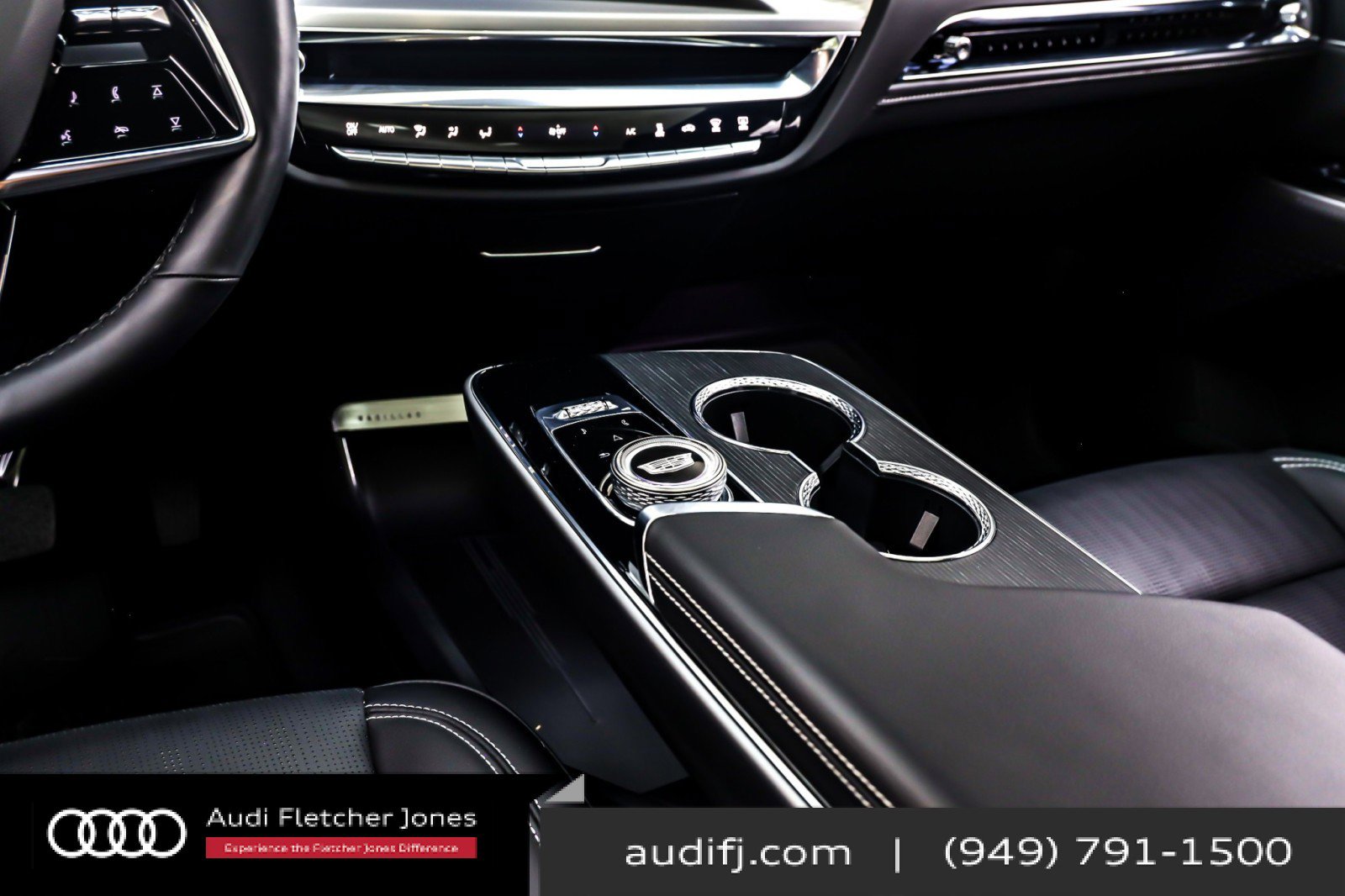 Used 2025 Cadillac Lyriq Sport image 7