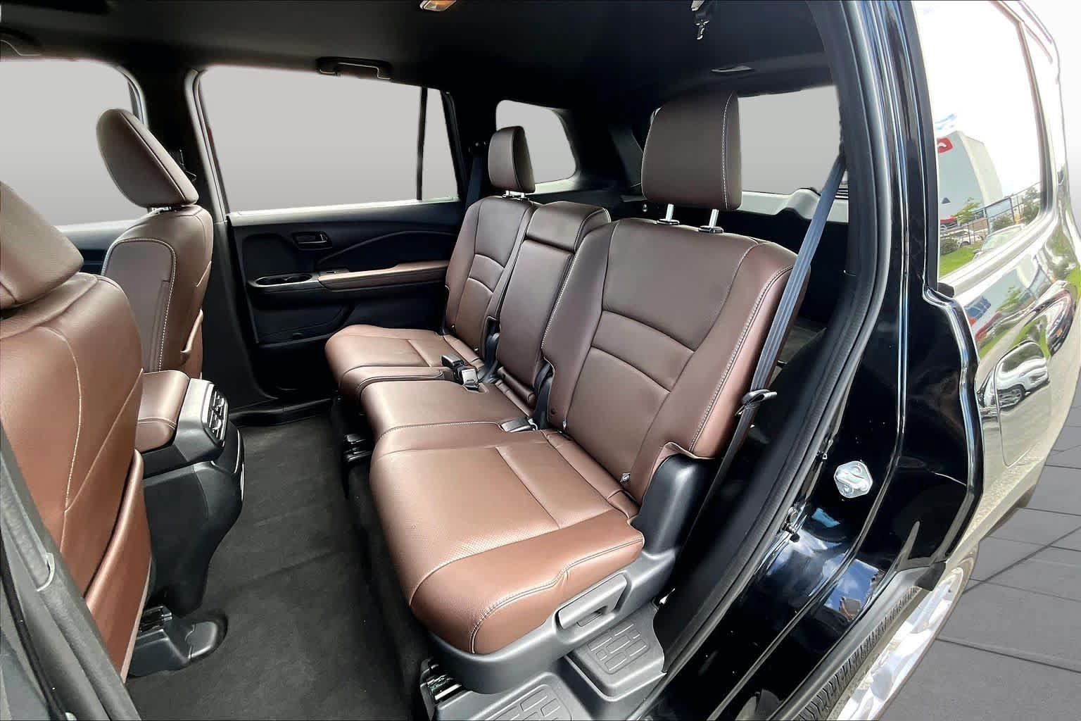Used 2024 Honda Passport EX-L image 19