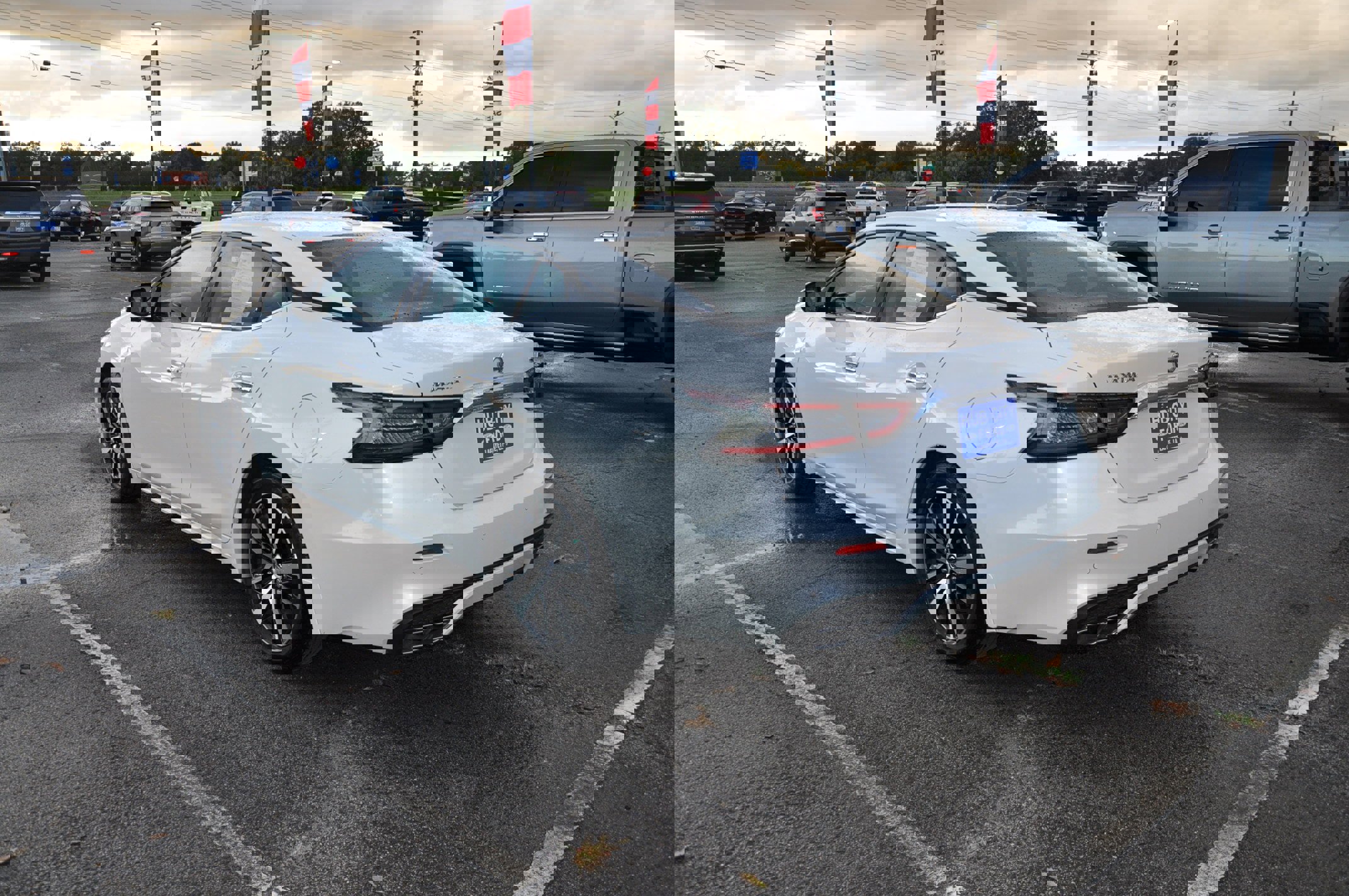 Used 2021 Nissan Maxima 3.5 SV w/ Floor Mat Group image 3