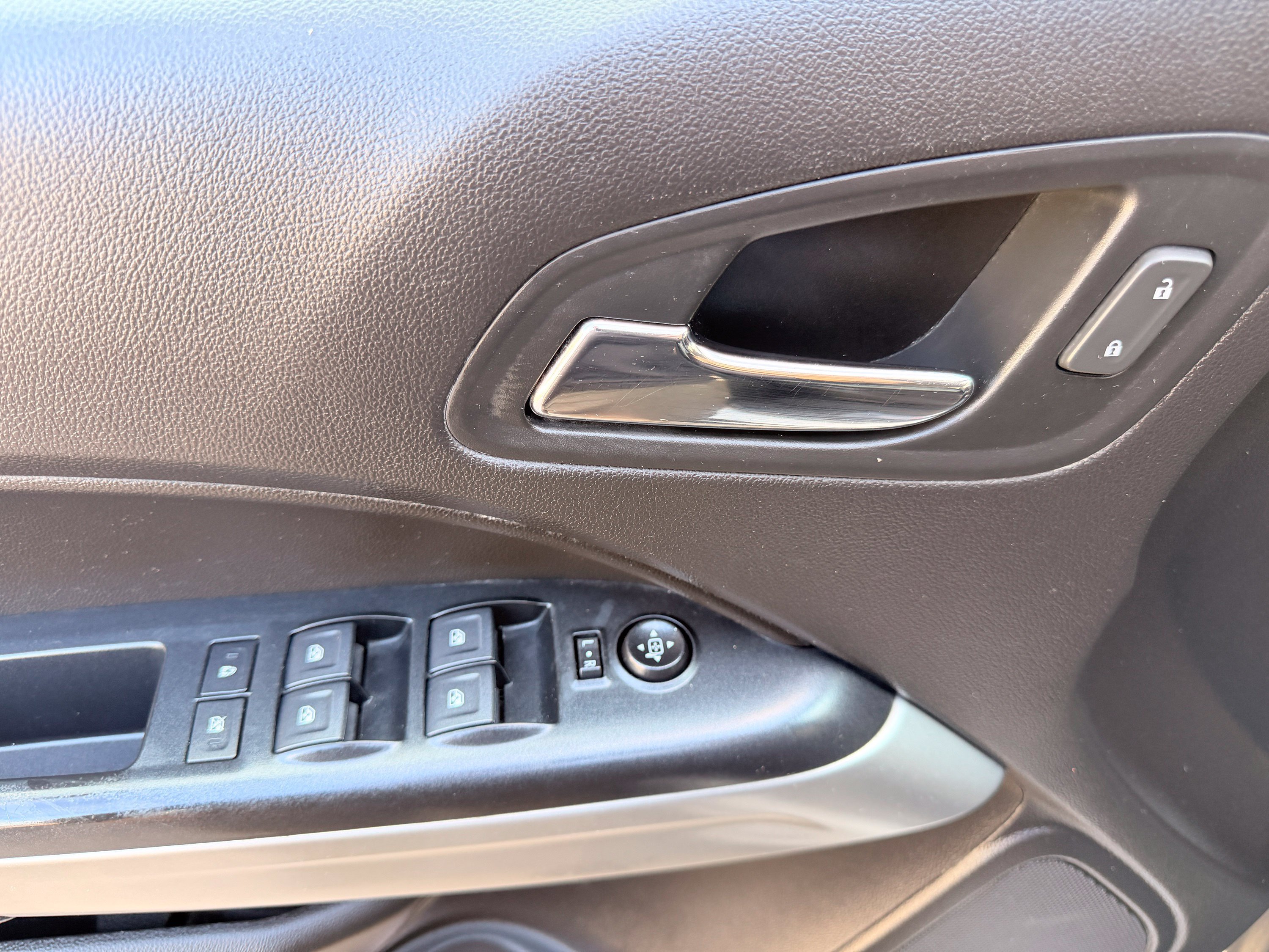 Used 2019 Chevrolet Colorado ZR2 AWD/4WD image 11