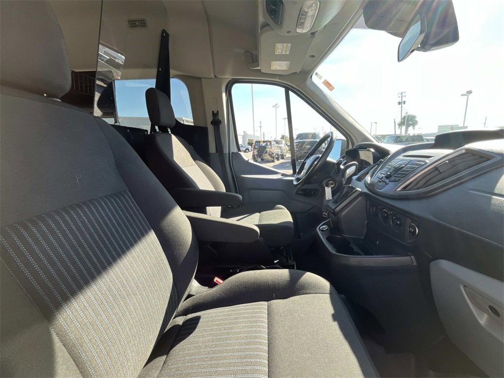 Used 2019 Ford Transit 150 XLT image 15
