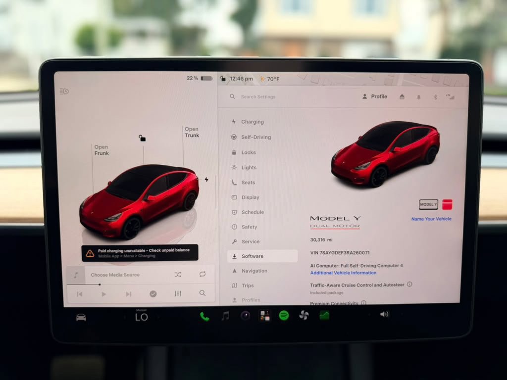Used 2024 Tesla Model Y Performance AWD/4WD image 28
