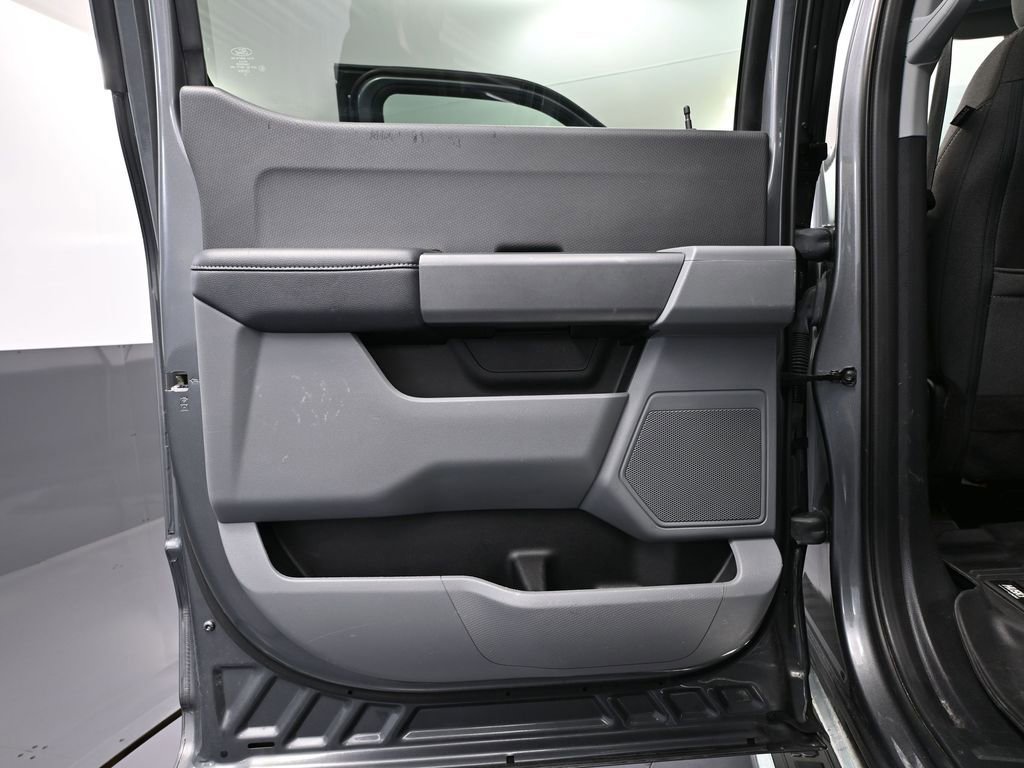 Used 2023 Ford F150 XLT image 32