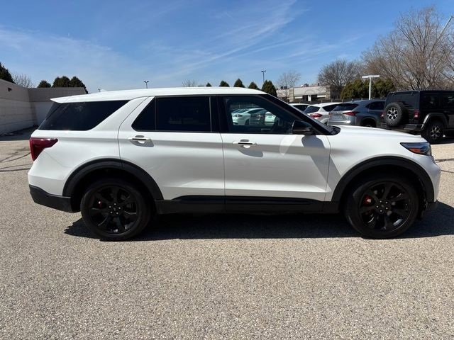 Certified 2022 Ford Explorer ST w/ ST Street Pack image 2
