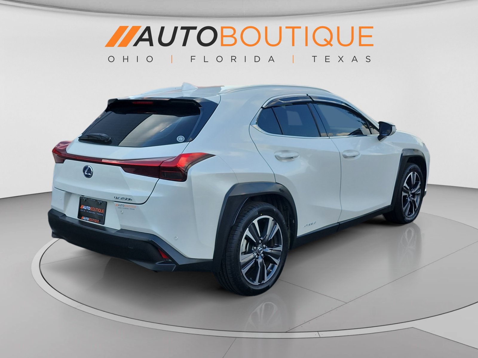 Used 2021 Lexus UX 250h w/ Premium Package AWD/4WD image 5