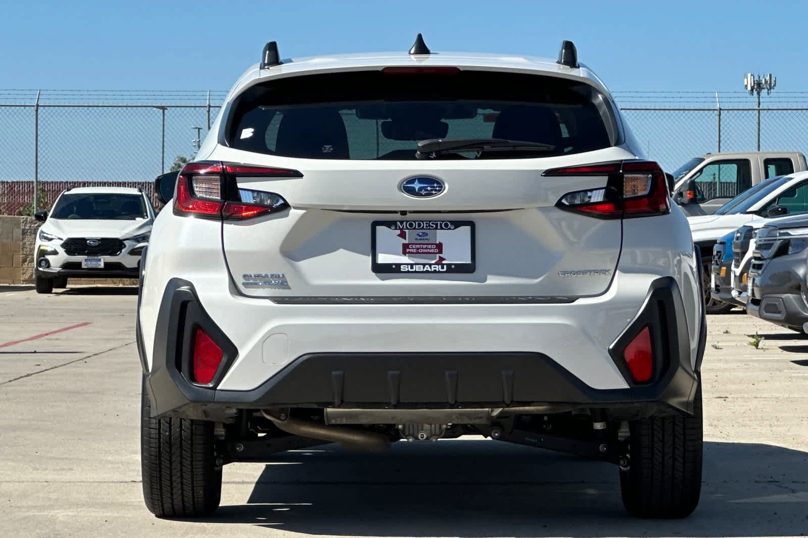Certified 2025 Subaru Crosstrek 2.0i Premium AWD/4WD image 4