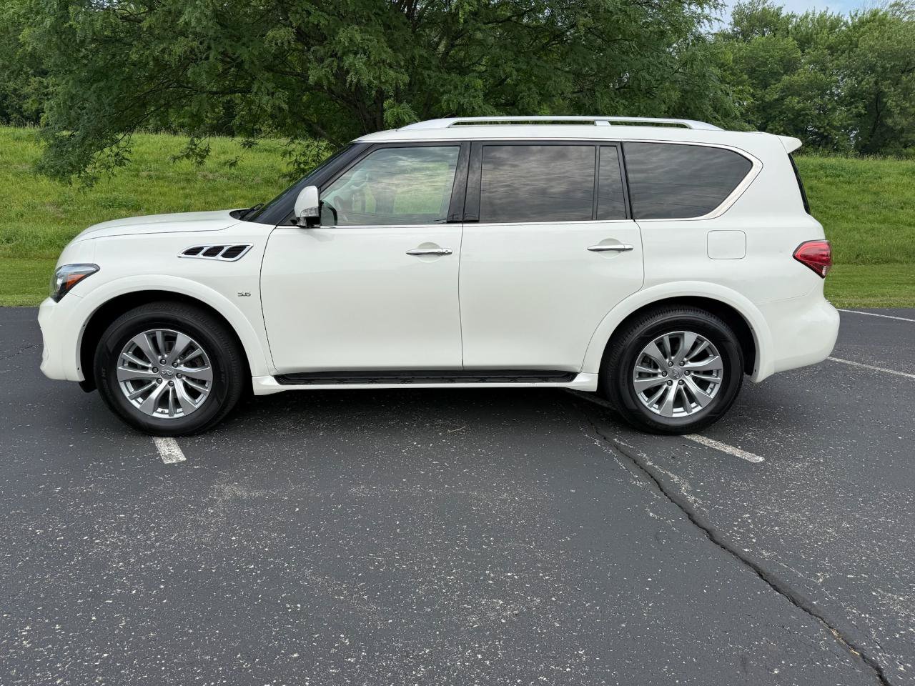 Used 2016 INFINITI QX80 2WD image 18