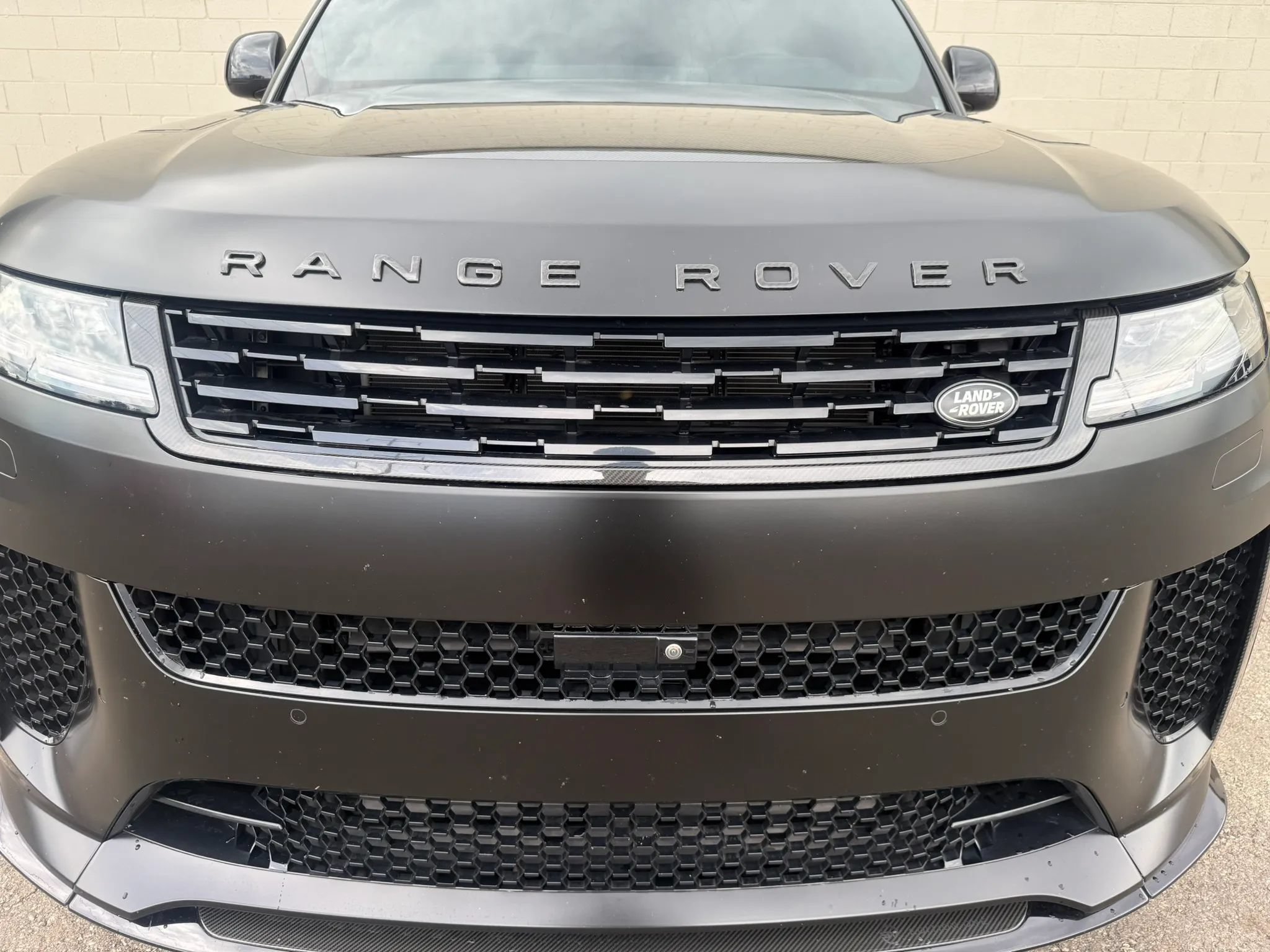 Used 2024 Land Rover Range Rover Sport AWD/4WD image 32