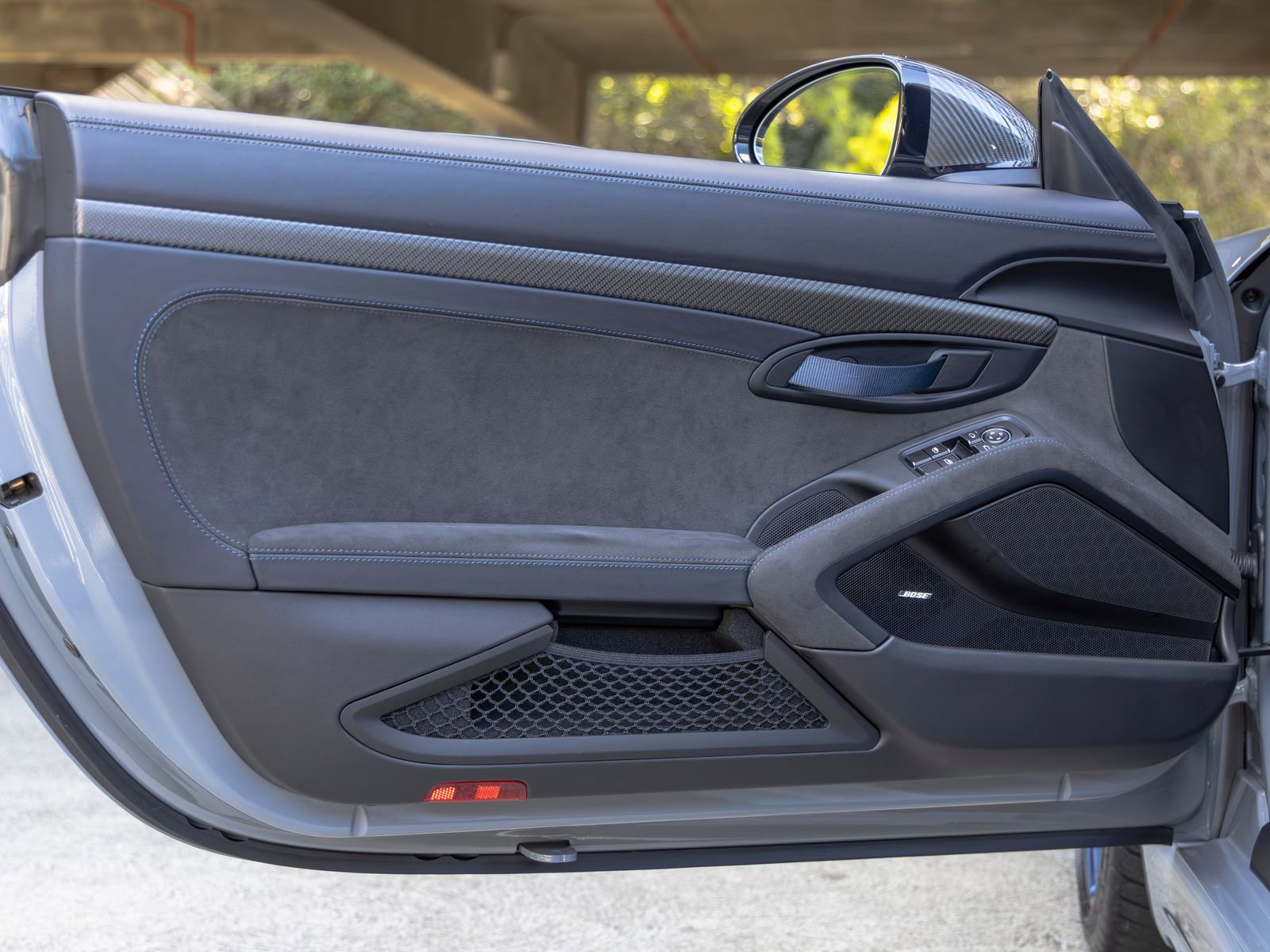 Certified 2025 Porsche 718 Cayman GT4 RS RWD image 33