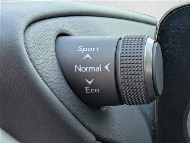 Used 2025 Lexus ES 300h w/ Technology Package FWD image 13